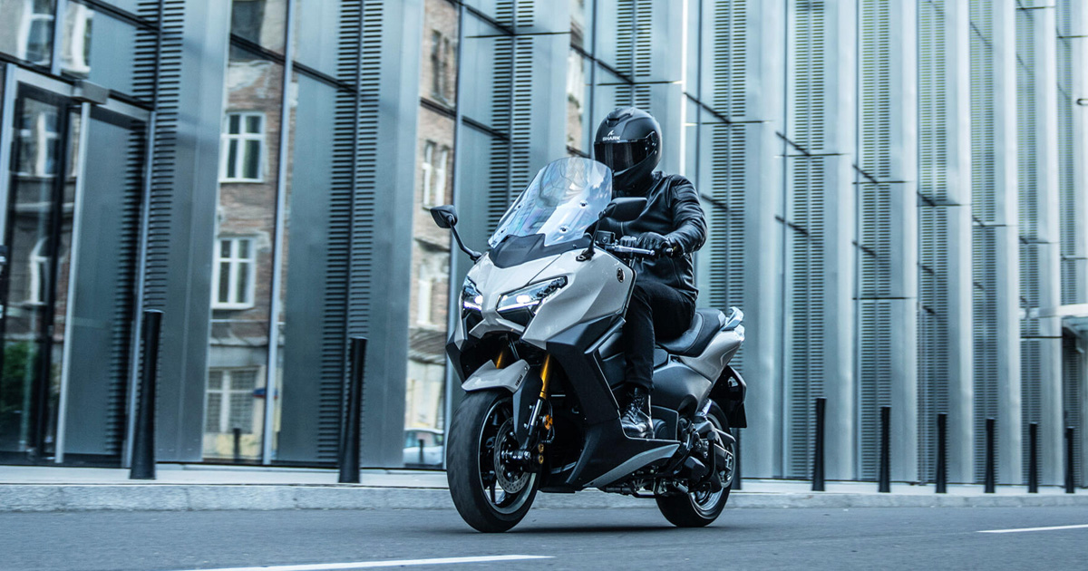 Yamaha TMAX i TMAX Tech MAX 2025: