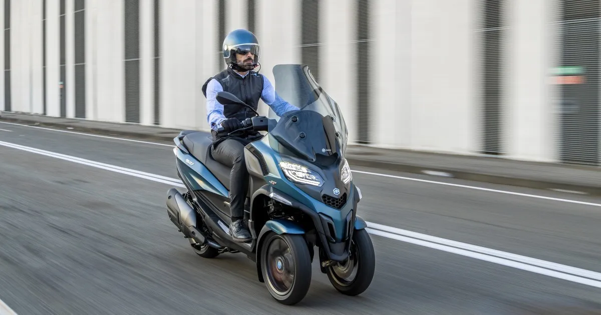 Piaggio MP3 Exclusive 530