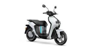 2023-Yamaha-EJE025-EU-Milky_White-Studio-001-03_Mobile_original